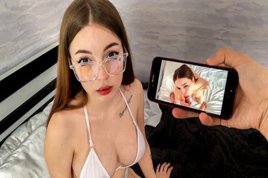 Фотограф и модель обнаружили страстную любовь