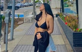 Отчитель очаровал двух дочерей и наказания